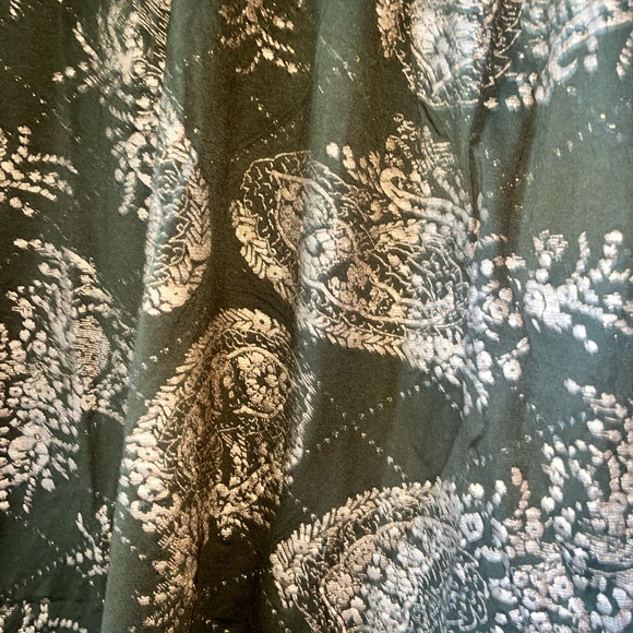 NWT Gorgeous Embroidered Gold and  Army Green Paisley Mini Dress by chaudry KC - Picture 2 of 8